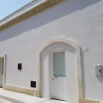 Bed & Breakfast Salento Ada's House 3*
