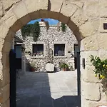 Salento Ada's House Bed & Breakfast 3*