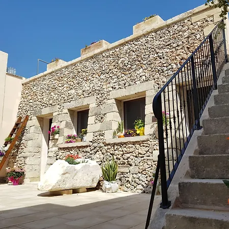 Bed & Breakfast Salento Ada's House 3*