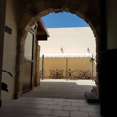 Bed & Breakfast Salento Ada's House