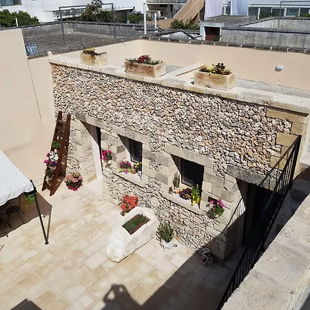 Couette-café Salento Ada's House 3*
